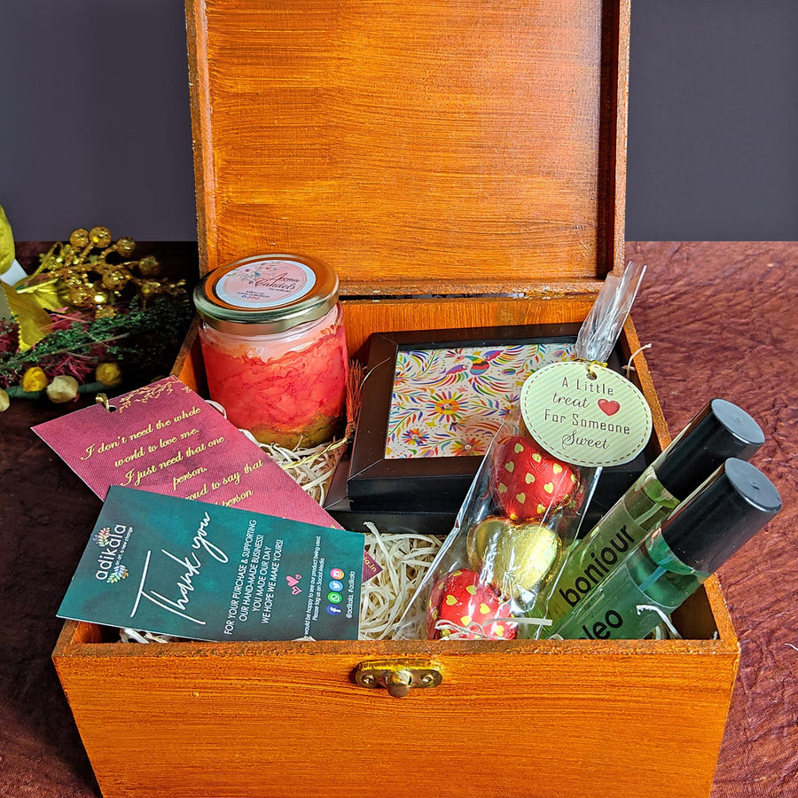 Handpainted Amboz Art Wooden Gift Box With Handcrafted Profucts | Traditional Design | Maroon Color Gifts | Mutiple Purpose | Adikala | Adikala Craft Store |  Craft | Art Craft | Gift | Gift Collection | Artisanal