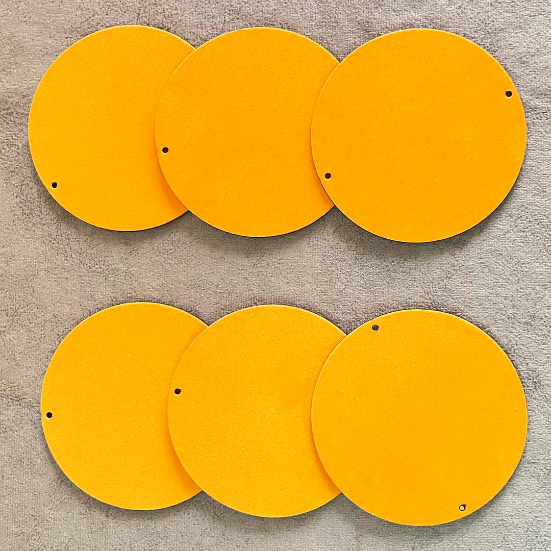 4 Inch Yellow Color Velvet Plates For DIY