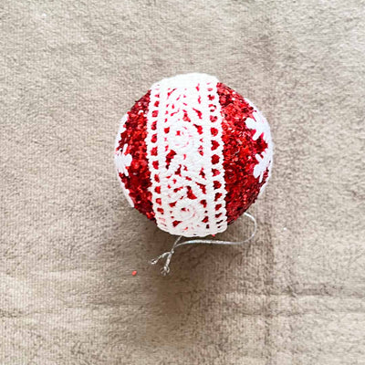 Red & White Color Christmas Bauble Pack Of 6
