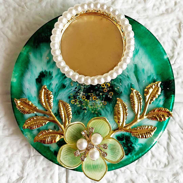 Green Floral resin Rangoli Tea-light Holder For Diwali, Home Decoration & Festive