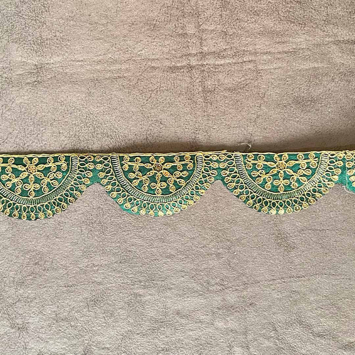Green Color With Zari Work Semi Circle Lace & Border ( 9mtr )
