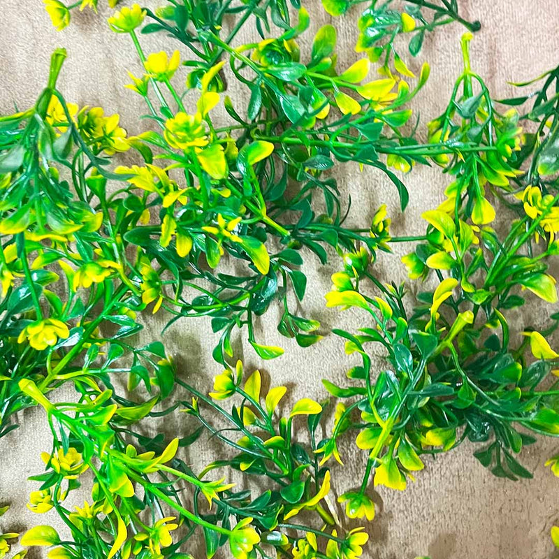 Green & Yellow Color Leaf Filler Set Of 12