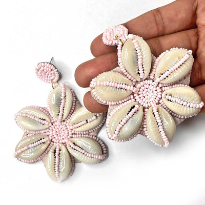 Kaudi Shell Flower Shape Earrings